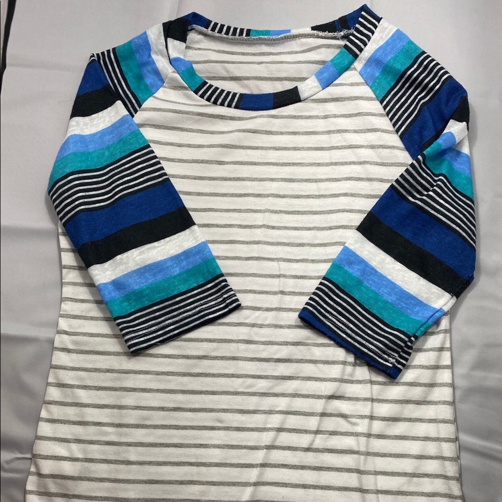 Cotton Polyester 3/4 sleeve crew neck t shirt size Med